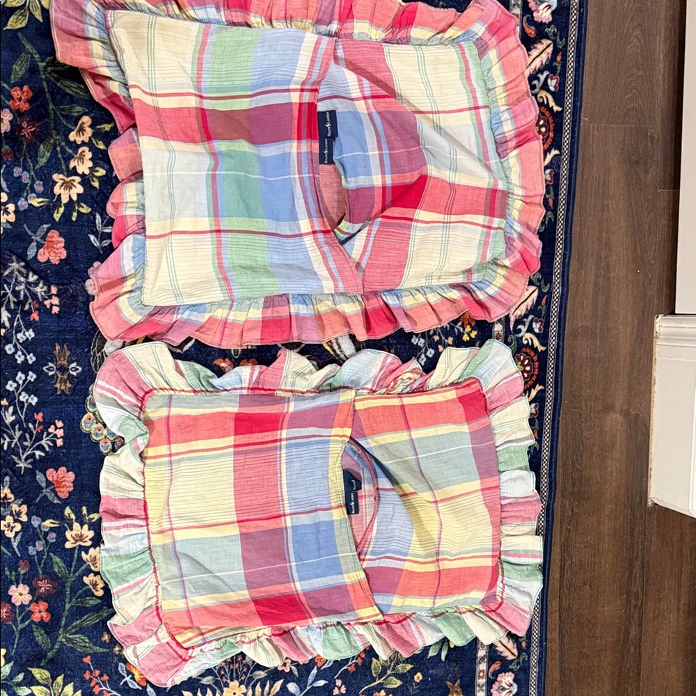 Set (2) vintage Ralph Lauren Pink Pastel Plaid Ruffled Pillow Shams - Picture 2 of 6
